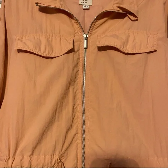 a new day utility cargo jacket w/ drawstring waist. Excellent condition. Size M. - Picture 4 of 6